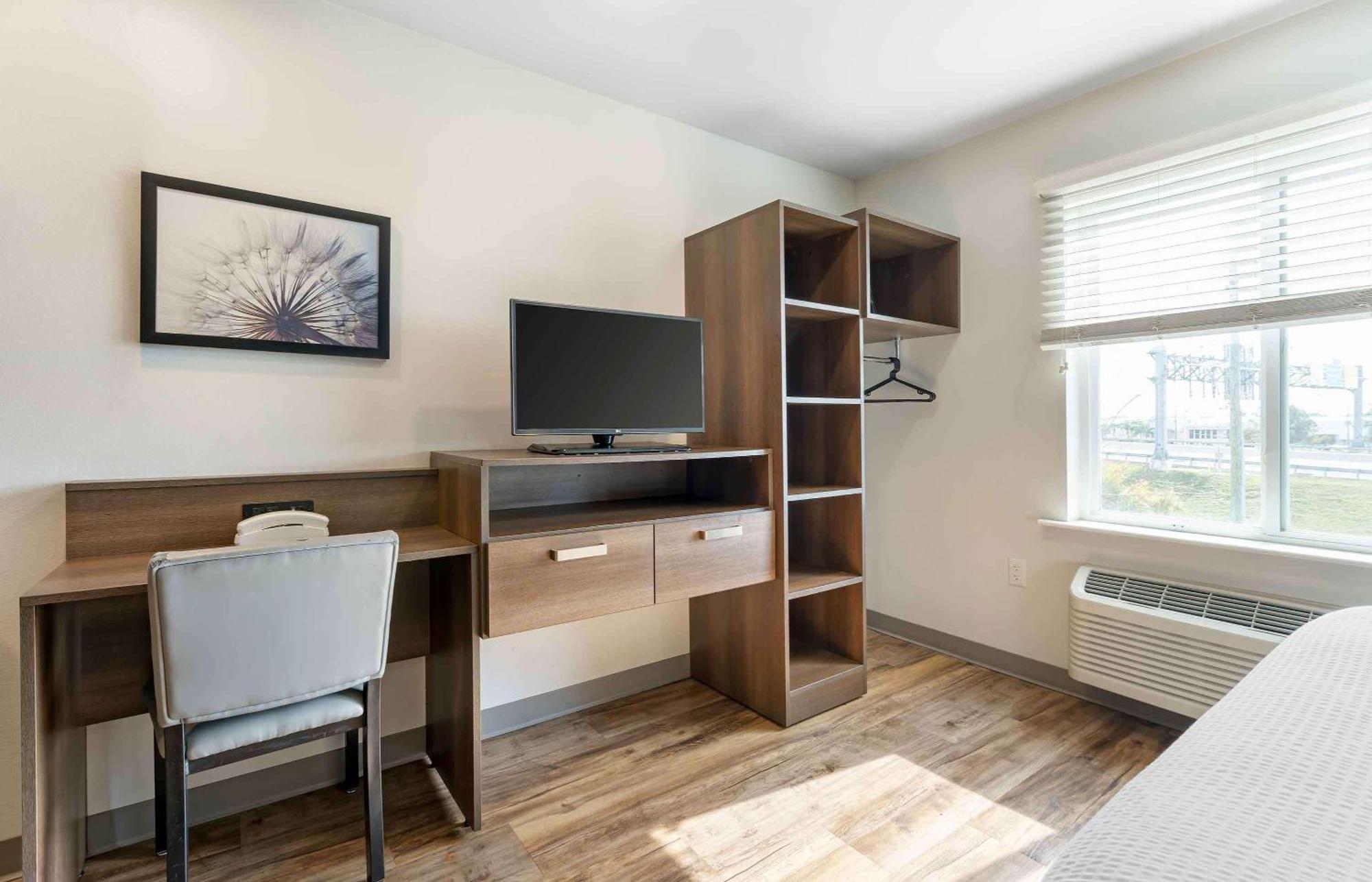 Extended Stay America Select Suites - Orlando - Airport Exterior photo